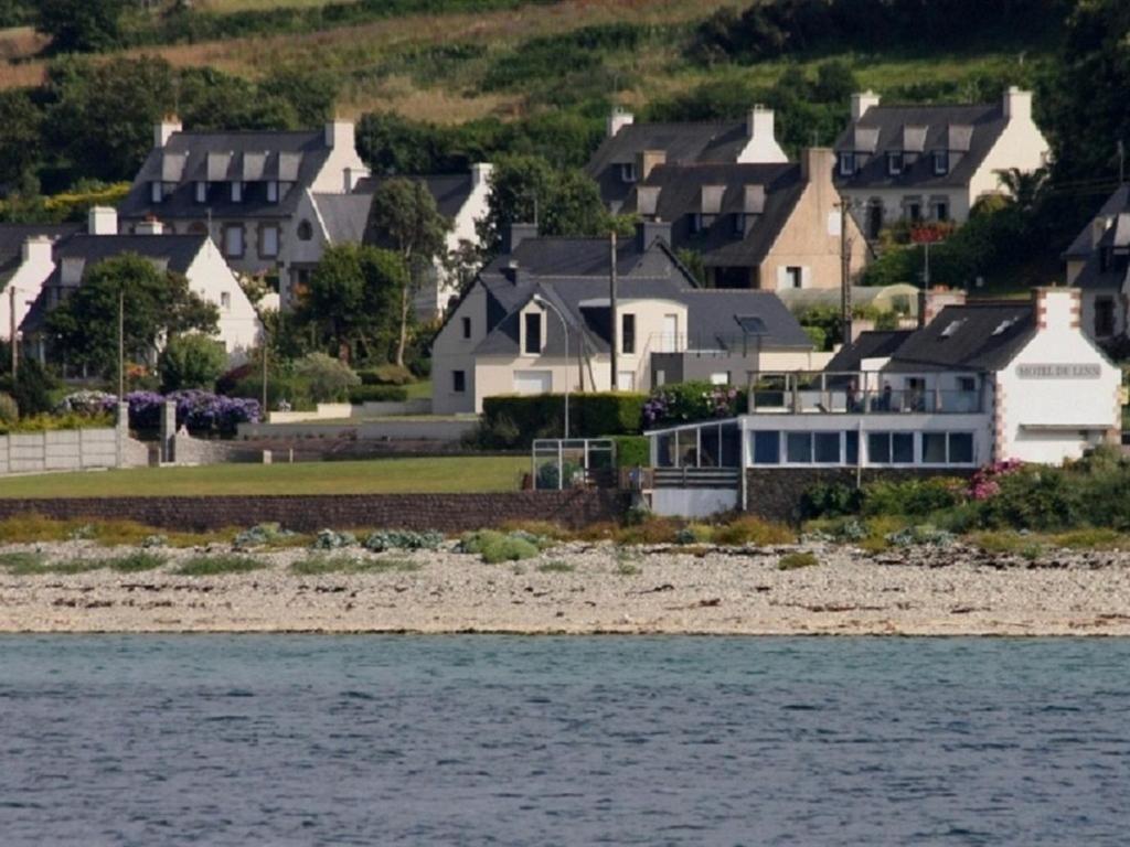 La Presqu' Ile Du Lenn Face A La Mer Lejlighed Louannec Eksteriør billede